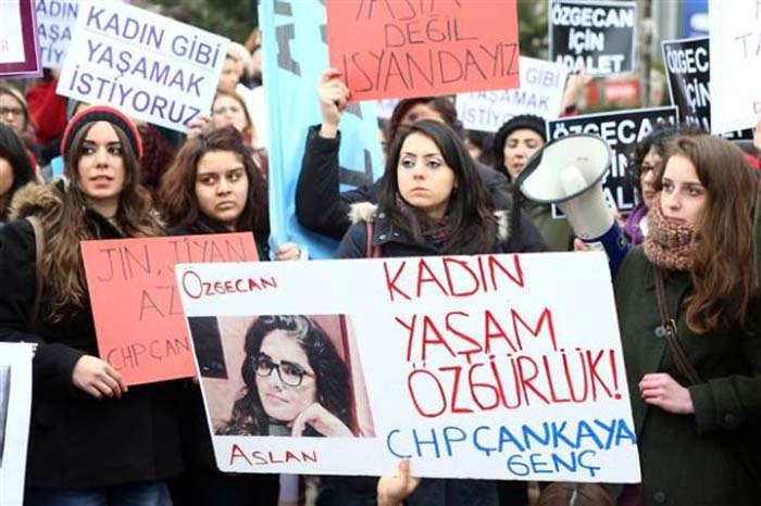 Özgecan Aslan' ın Peşinden Türkiye Ayaklandı galerisi resim 14