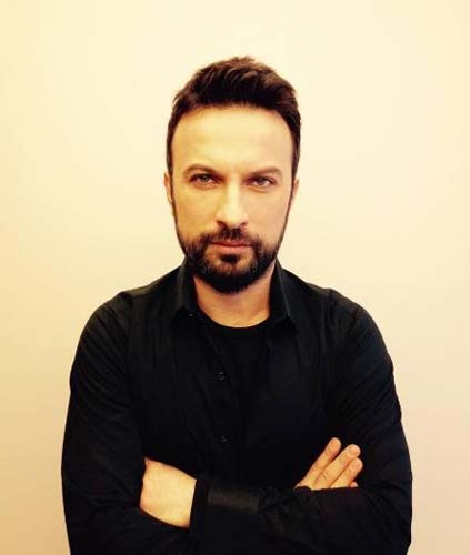 Ünlüler Özgecan Aslan Katliamını Siyah Giyerek Protesto Etti galerisi resim 12