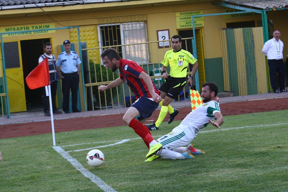 Darıca G.B.-Niğde Belediyespor maçından kareler galerisi resim 10