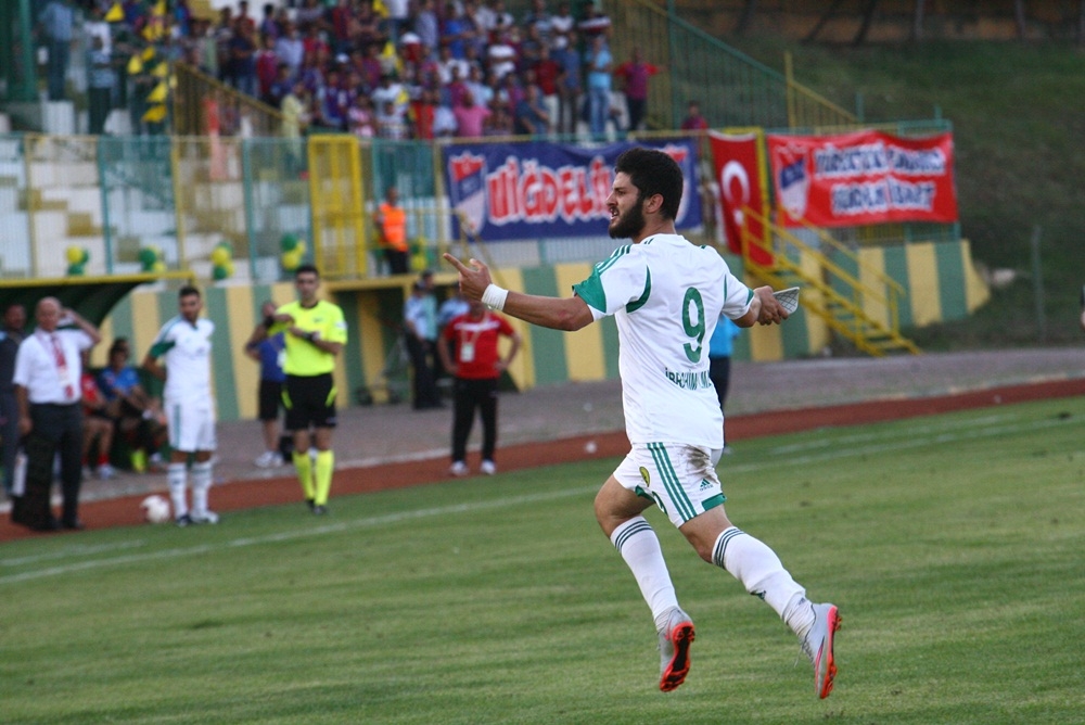 Darıca G.B.-Niğde Belediyespor maçından kareler galerisi resim 9