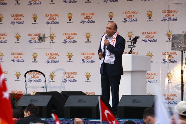 Başbakan Ahmet Davutoğlu Gebze Mitinginden Geriye Kalanlar galerisi resim 3