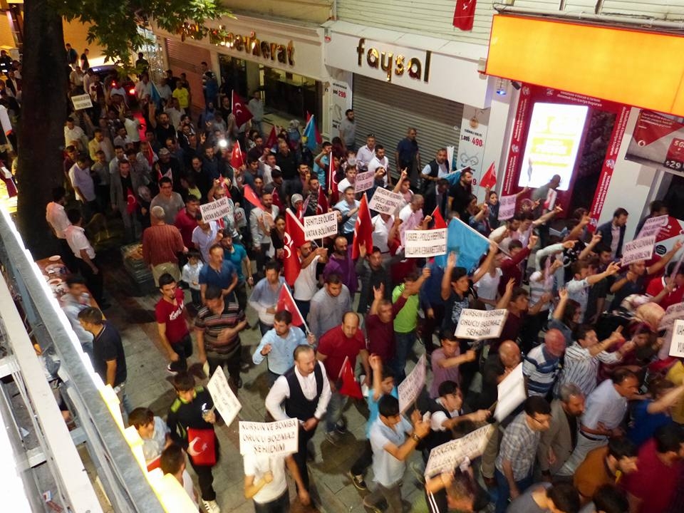 Gebzeli Ülkücüler teröre lanet için yürüdü galerisi resim 5