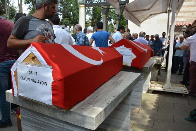 Gebzeliler şehidini böyle uğurladı galerisi resim 14