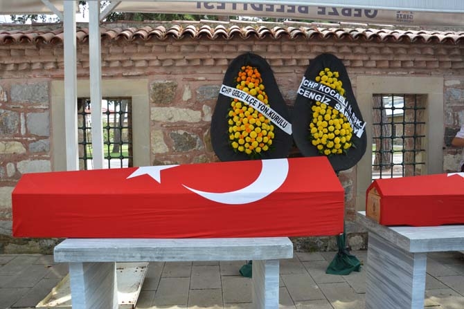 Gebzeliler şehidini böyle uğurladı galerisi resim 15