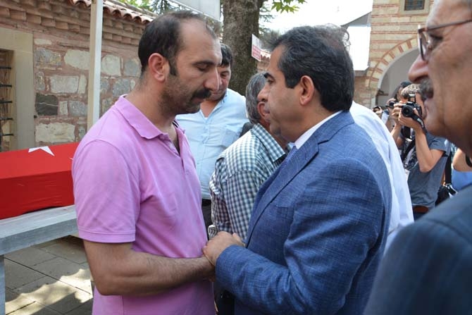 Gebzeliler şehidini böyle uğurladı galerisi resim 19