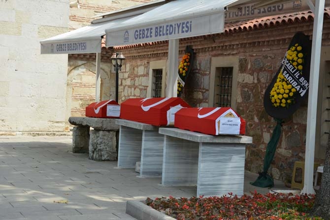 Gebzeliler şehidini böyle uğurladı galerisi resim 32