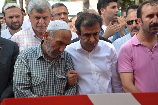 Gebzeliler şehidini böyle uğurladı galerisi resim 34