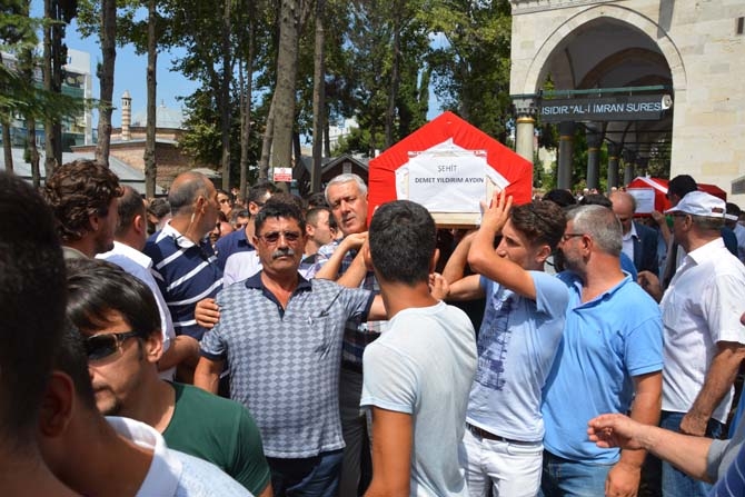Gebzeliler şehidini böyle uğurladı galerisi resim 41