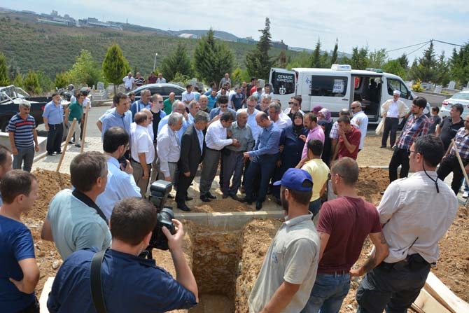 Gebzeliler şehidini böyle uğurladı galerisi resim 51
