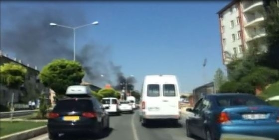 Elazığ Emniyet Müdürlüğü'ne bombalı araçla saldırı galerisi resim 4
