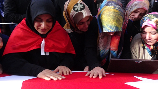 Gebze Şehidini Uğurladı galerisi resim 11