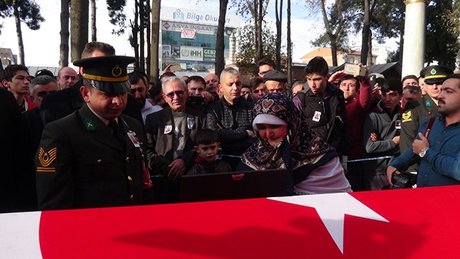 Gebze Şehidini Uğurladı galerisi resim 16