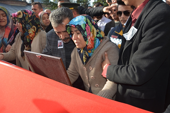 Gebze Şehidini Uğurladı galerisi resim 17