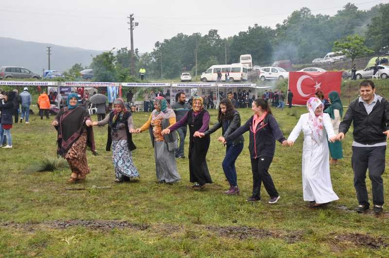 DADAŞLAR 10. PİKNİK ŞÖLENİNDE BULUŞTU galerisi resim 15