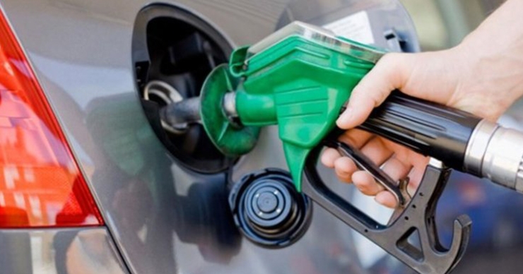 Benzin ve motorine sessiz sedasız zam!