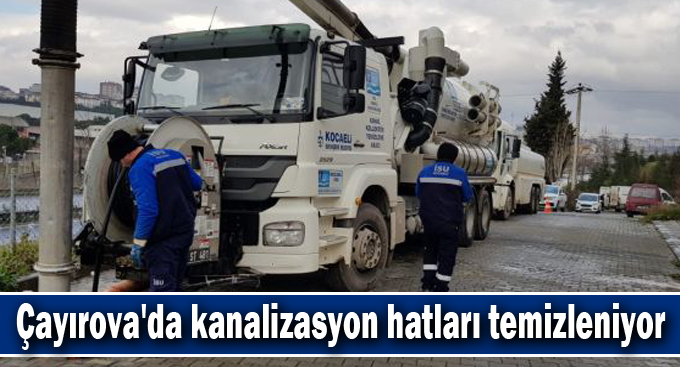 Çayırova'da kanalizasyon hatları temizleniyor