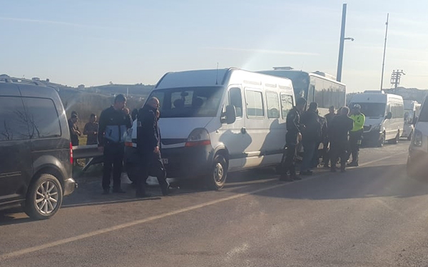 Kocaeli'de zincirleme kaza: 5 öğrenci yaralandı