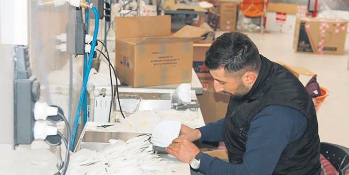 Kocaeli’de meslek liseleri maske üretimi yapacak!