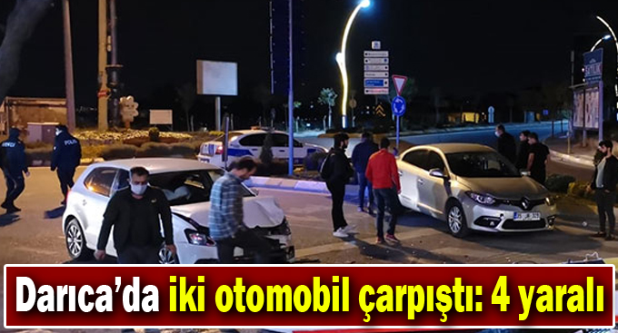 İki otomobil çarpıştı: 4 yaralı