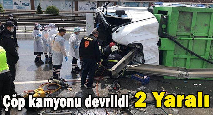 Gebze'de çöp kamyonu devrildi; 2 yaralı