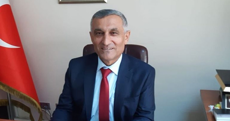 Zabıta Müdürü, esnafı mahkemeye verdi