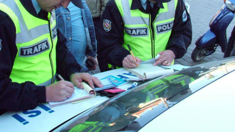 İşte Kocaeli'de 1 yılda kesilen trafik cezası!