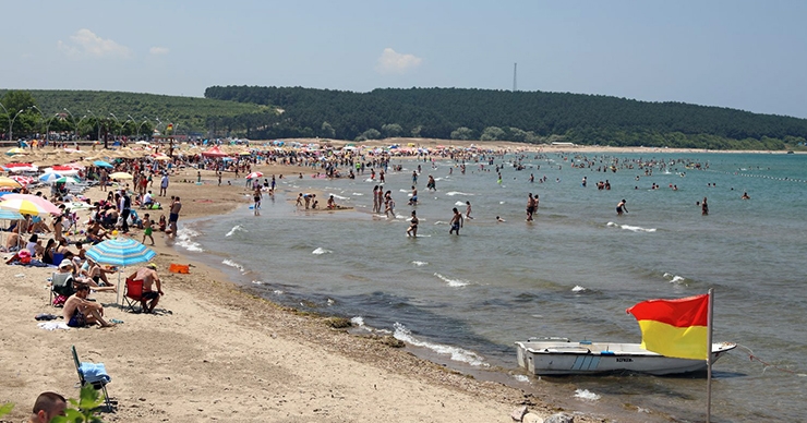 Kocaeli sahillerinde 38 kişi boğulmaktan kurtarıldı