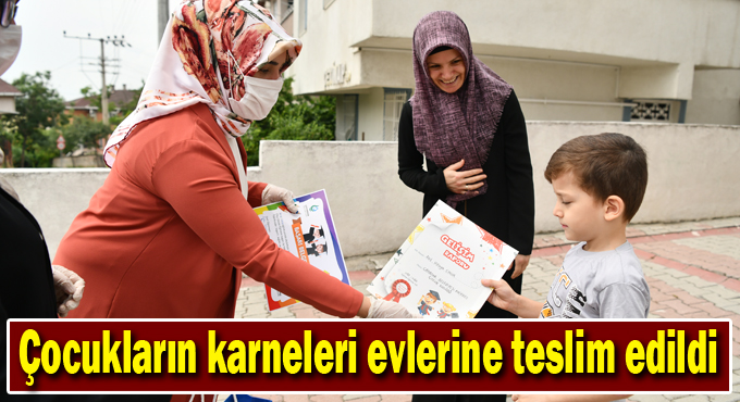 Çocukların karneleri evlerine teslim edildi