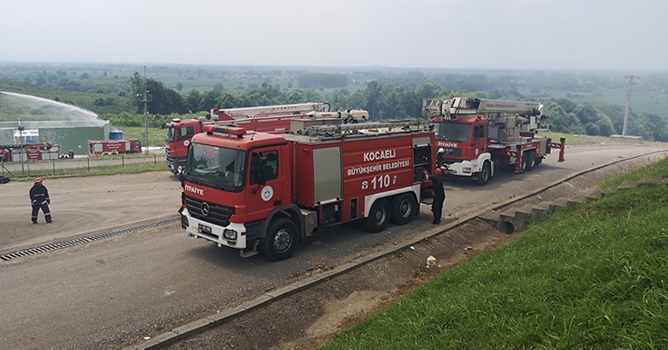 Kocaeli’den ekipler patlama bölgesine gitti!