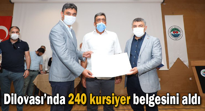 Dilovası’nda 240 kursiyer belgesini aldı