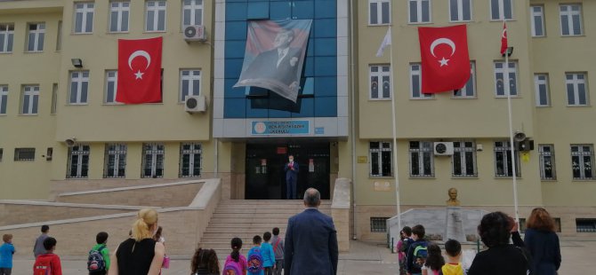 6 ay sonra ilk ders zili çaldı!