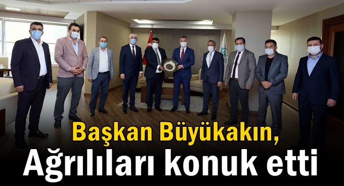 Başkan Büyükakın, Ağrılıları konuk etti