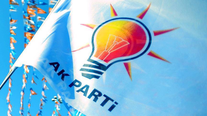 AK Partili meclis üyesi istifa etti