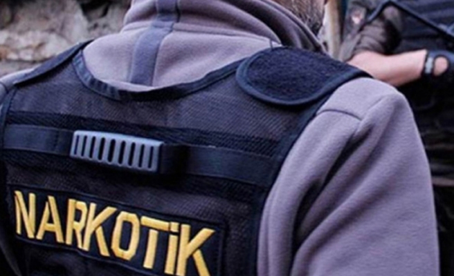 Narkotik alan denetimine Araçlar takıldı