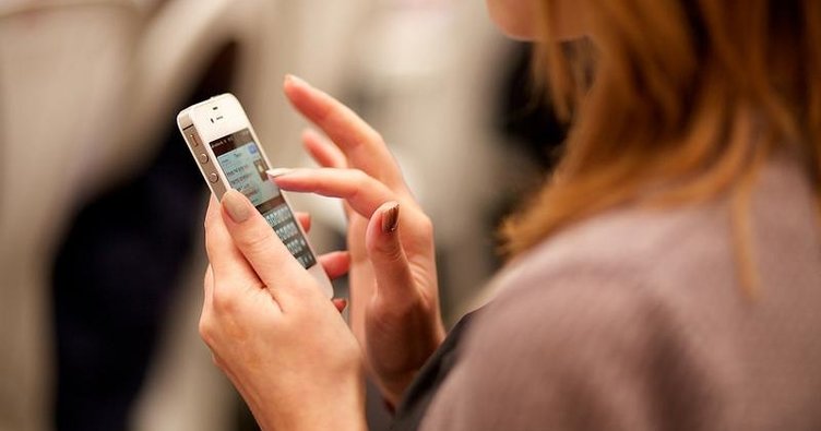 Araştırmaya göre "akıllı telefon bağımlılığı" uyku düzenini etkiliyor