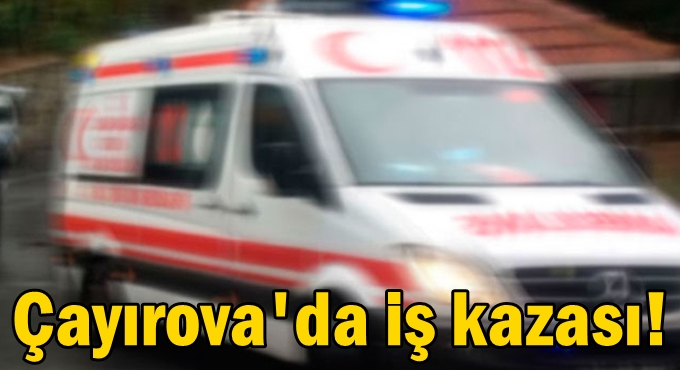 Forkliftle geri geri giderken rafların arasında sıkıştı