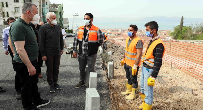 Büyükakın’a balkonlardan proje teşekkürü