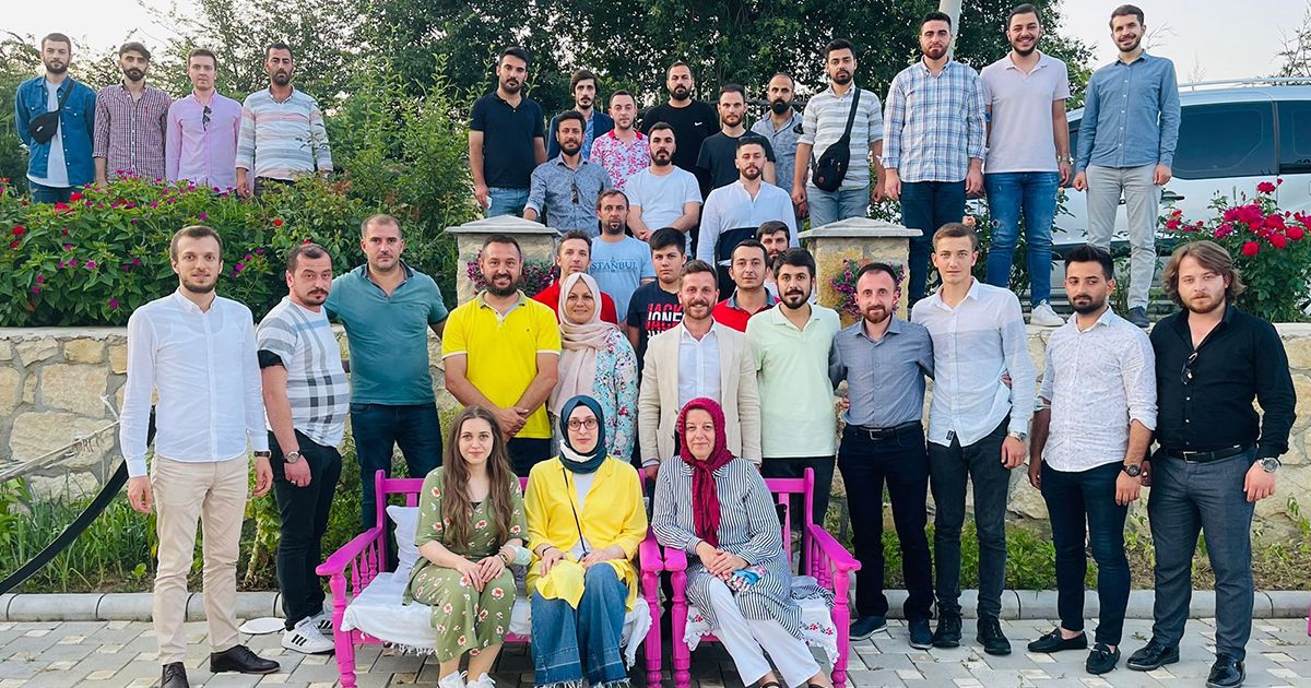 Ak gençler Akmeşe'ye çıkarma yaptı