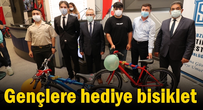 Gençlere hediye bisiklet