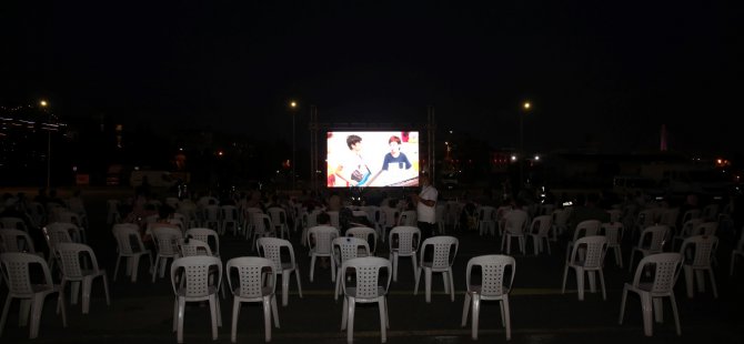 Açık havada sinema keyfi