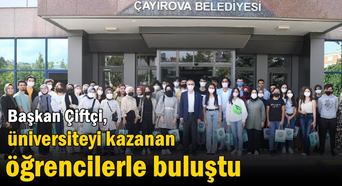 Çiftçi, üniversiteyi kazanan öğrencilerle buluştu