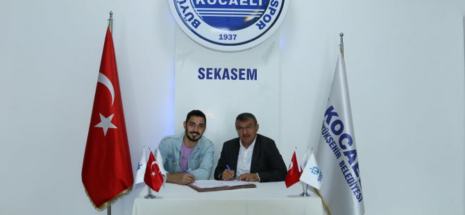Kağıtspor Voleybolda İmzalar Atıldı
