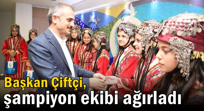 Çiftçi, şampiyon ekibi ağırladı