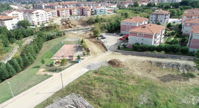 Gölcük Necati Çelik Devlet Hastanesi’ne ulaşımı kolaylaştıracak yeni yol yapılıyor