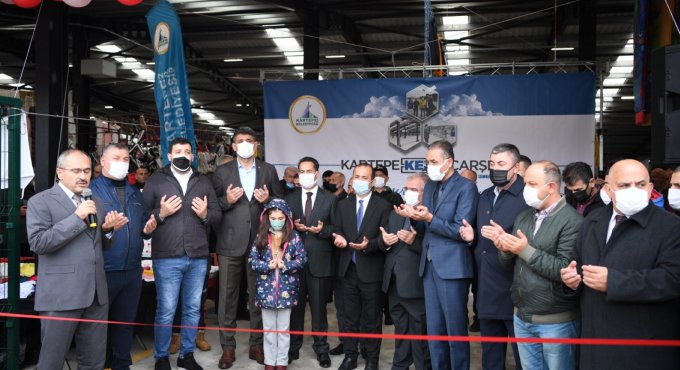 Ulus pazarı Kartepe'nin en büyük kapalı pazarına taşındı