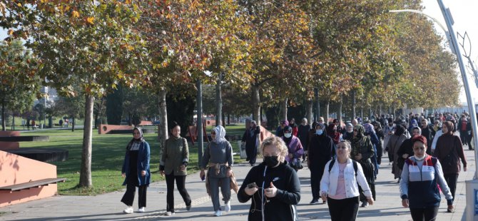 İzmit Belediyesi’nden “Hareket Et Sağlıklı Ol” yürüyüşü