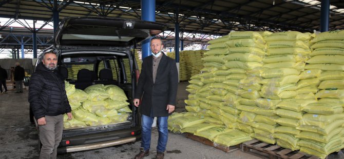 Büyükşehir’in gübre desteği çiftçilerin yüzünü güldürüyor