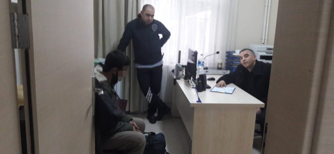 Cami avlusundan alınıp, barınma merkezine götürüldü