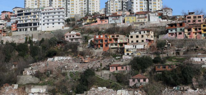 Cedit’te 248 binanın yıkımı tamamlandı