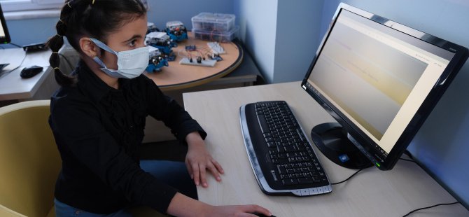 Bilgievi öğrencisinden Siber Zeka Bilgi Yarışması’nda büyük başarı